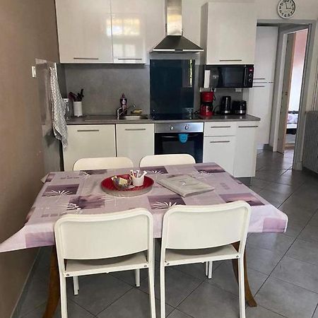 Les Palmiers Apartman Millau Kültér fotó
