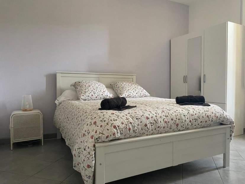 Les Palmiers Apartman Millau Kültér fotó