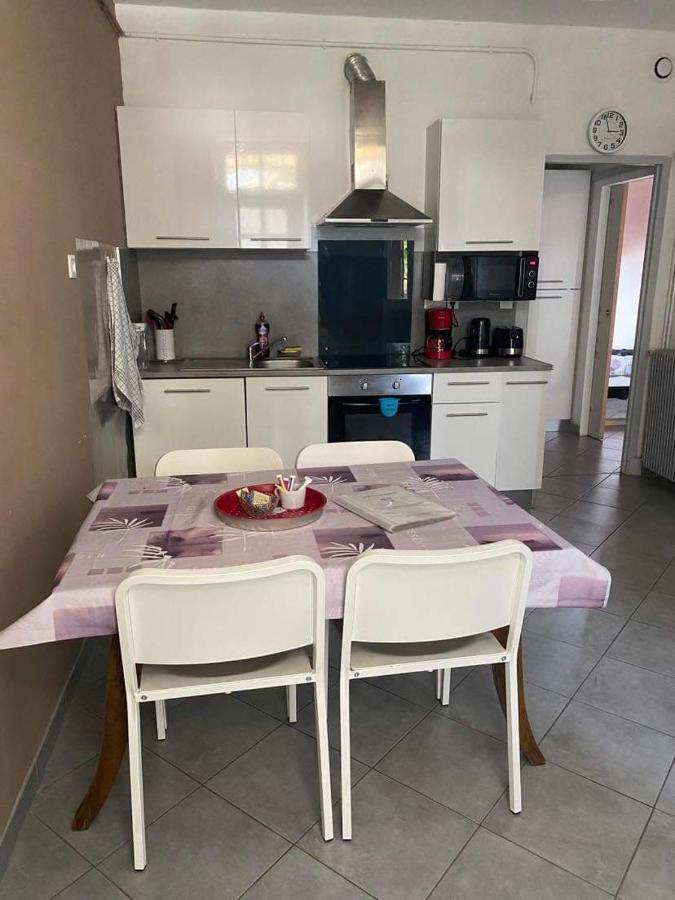 Les Palmiers Apartman Millau Kültér fotó